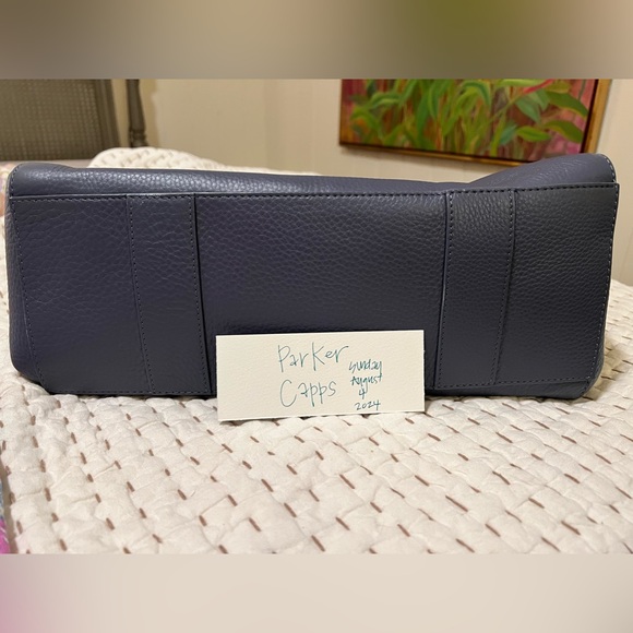 Dagne Dover Large Allyn 2019 version
Dust blue - Picture 4 of 11